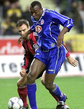 南美足球文 南美足球文